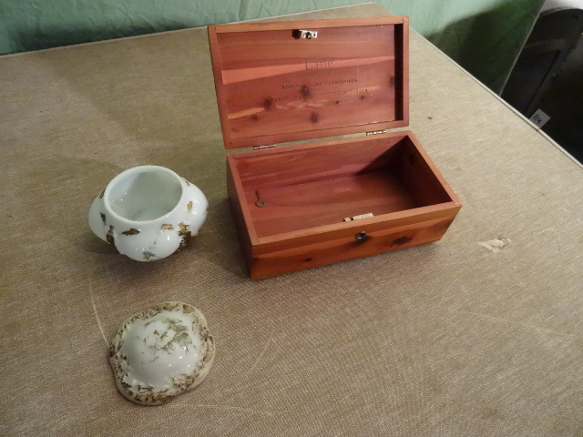 lot 153 image: Lane Cedar Miniature Chest Milk Glass