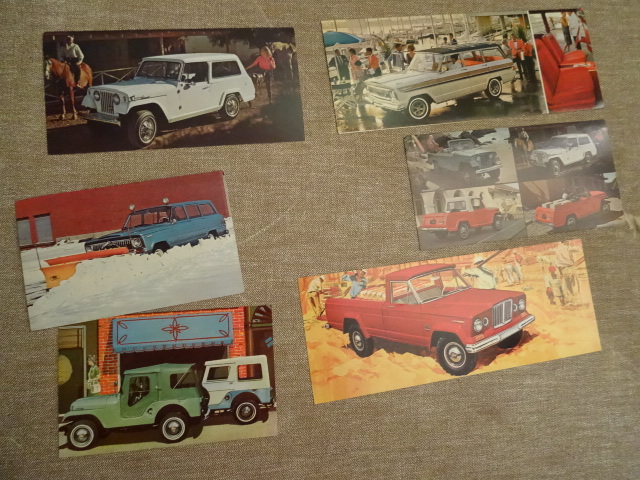 lot 170 image: Misc Jeep Post Cards