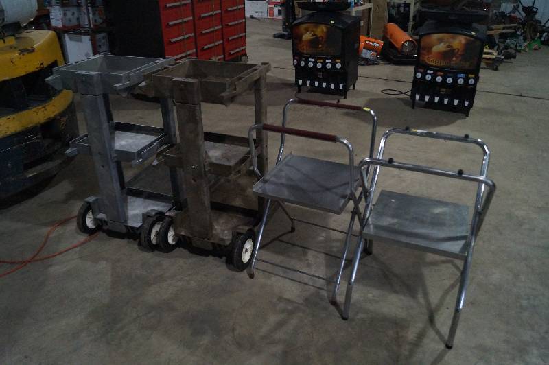 lot 36 image: Portable Trays & Carts