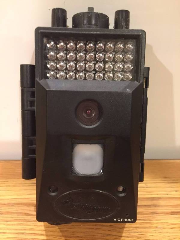 lot 25 image: Wildlife Innovations - Game Cam