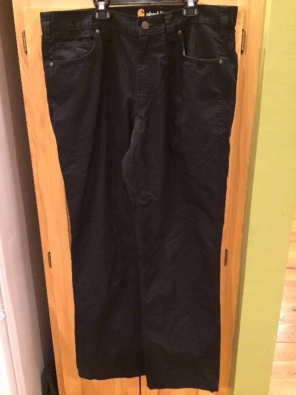 lot 91 image: Carhartt Pants - Size 36 x 32
