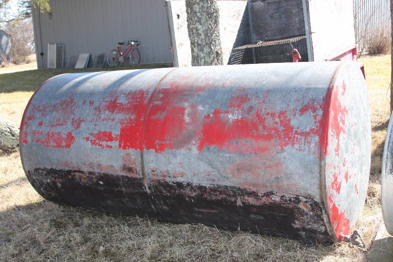 Gas Tank & Angle Iron Stand