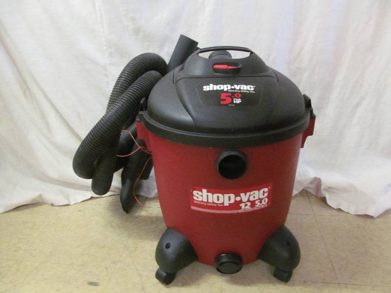 lot 18 image: Shop vac