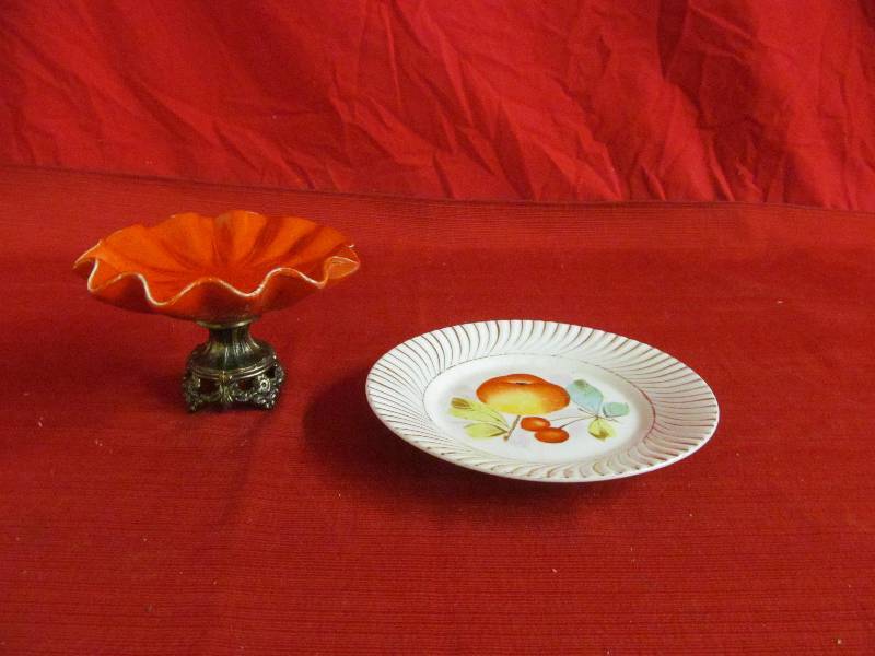 lot 26 image: glassware