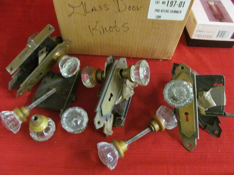 lot 27 image: vintage glass door knobs