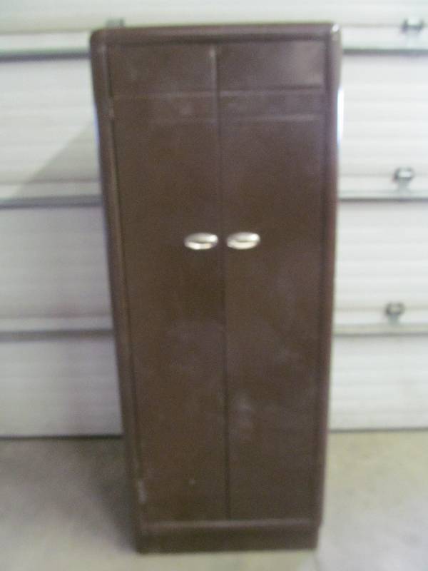 lot 28 image: vintage wardrobe cabinet