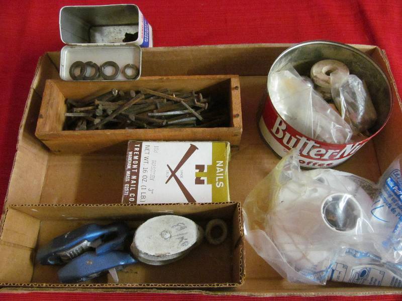 lot 37 image: hardware