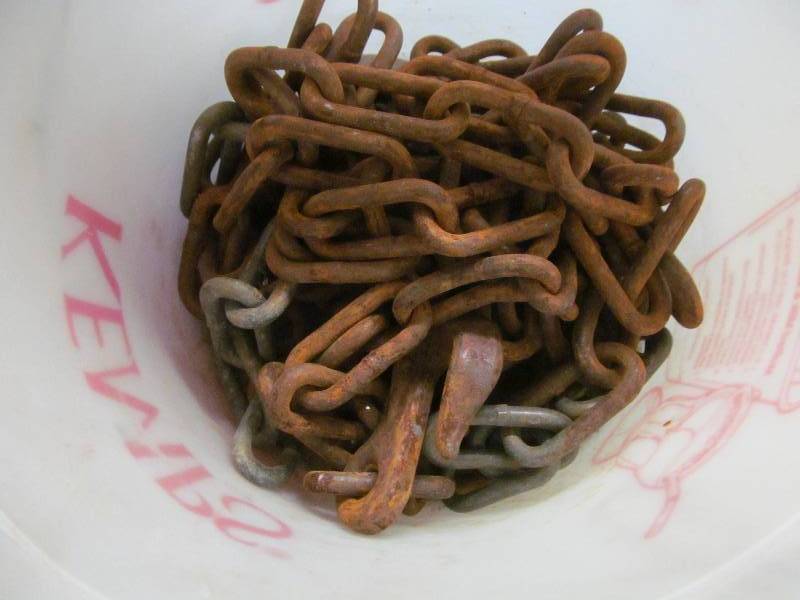 lot 45 image: chain