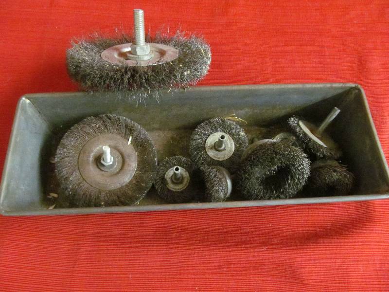 lot 46 image: grinding buffing wheels