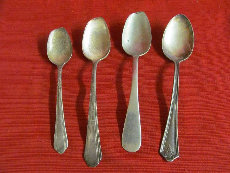 lot 48 image: flatware
