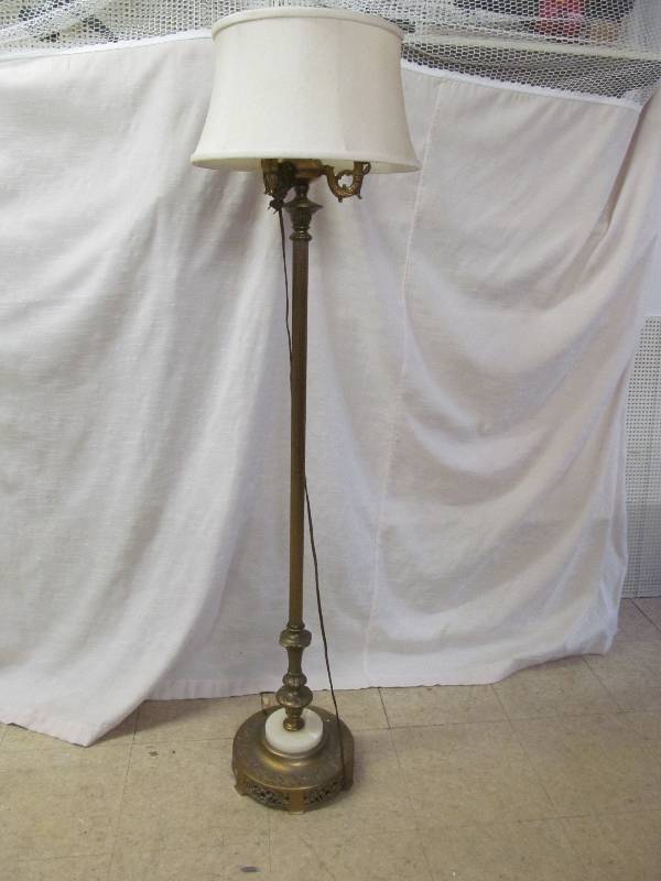 lot 77 image: vintage floor lamp