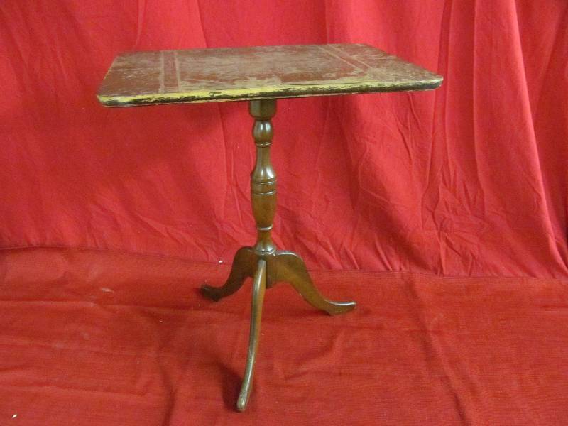 lot 86 image: vintage table