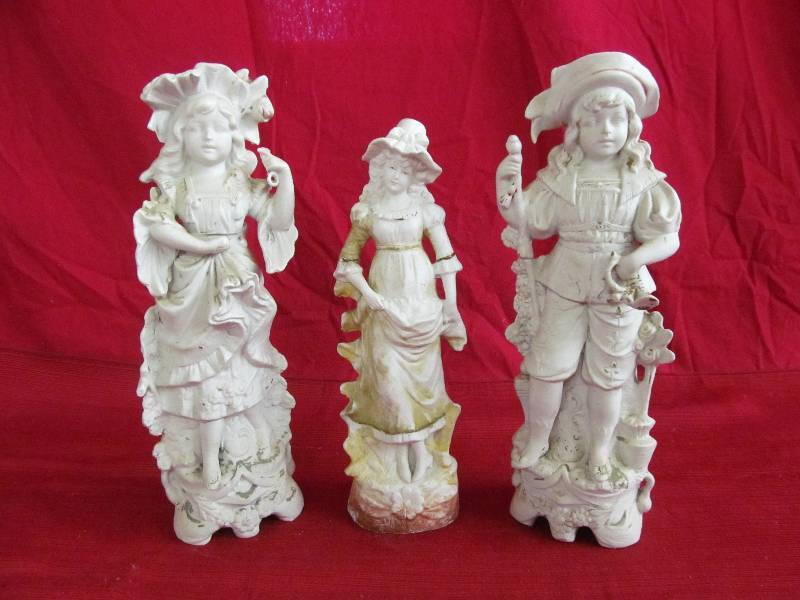 lot 109 image: garden dcor