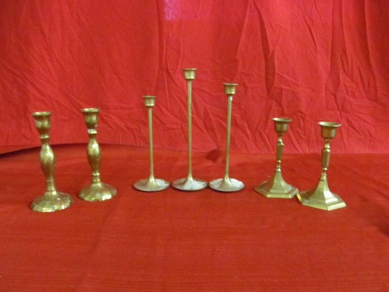 lot 127 image: brass candlestick holders