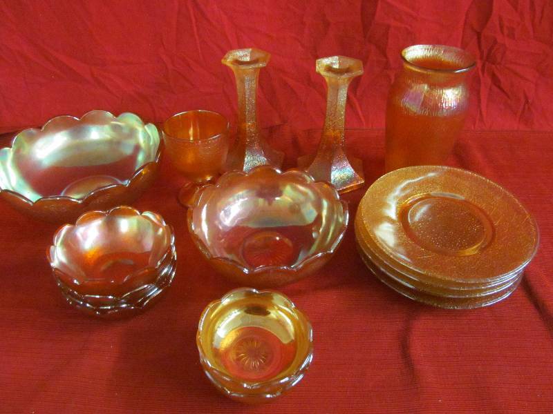 lot 146 image: glassware