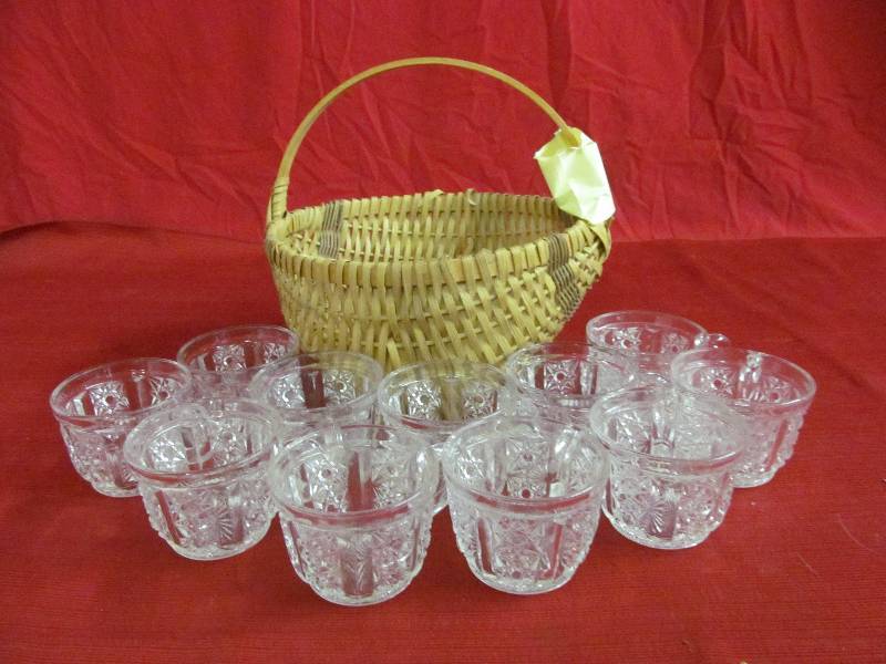 lot 182 image: punch glasses