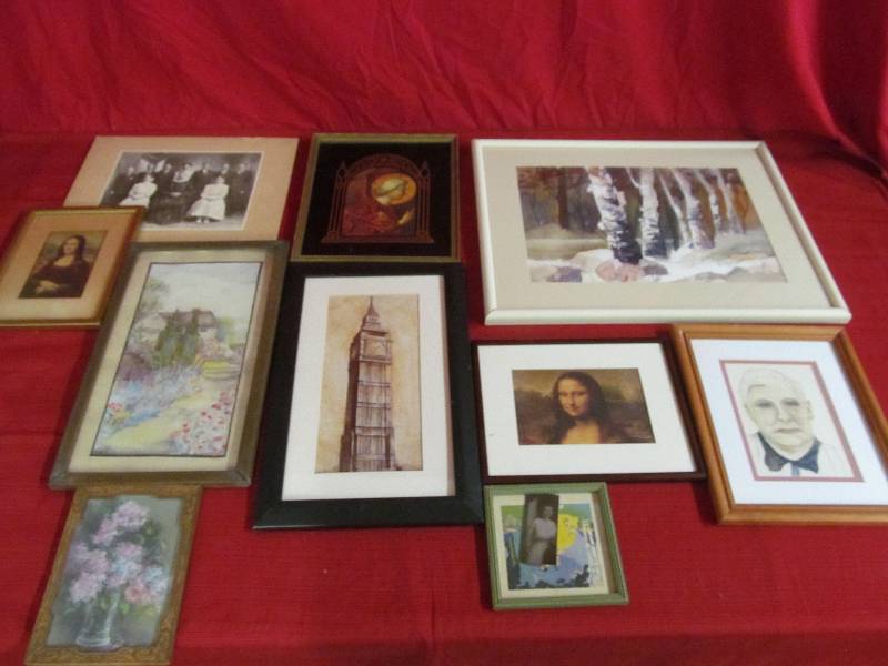 lot 210 image: Pictures