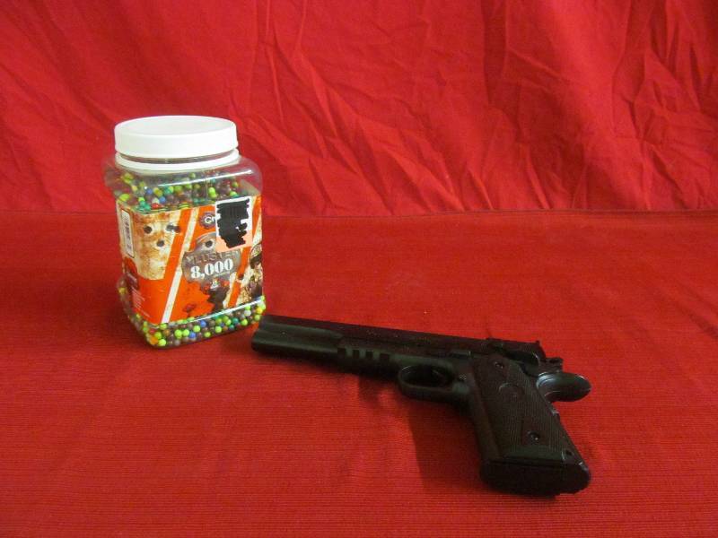lot 230 image: BB Gun