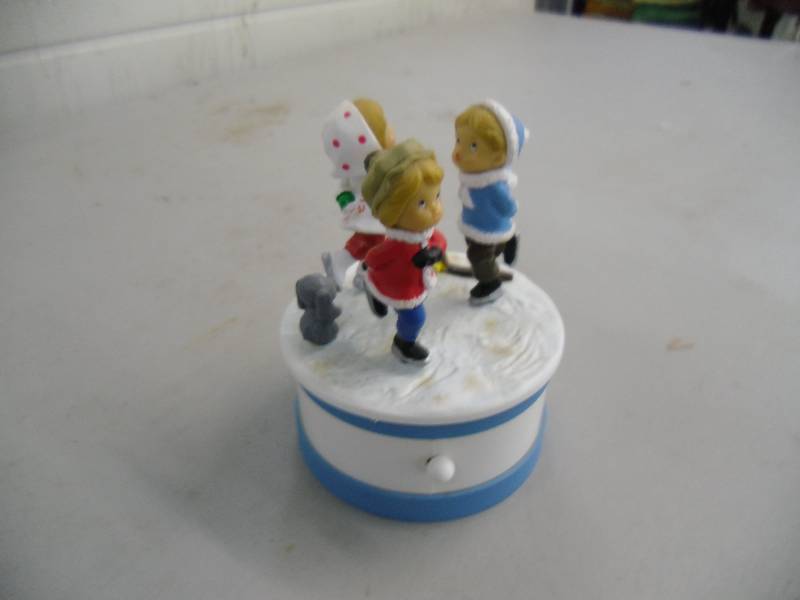 Music Figurine