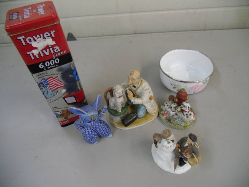 Figurines