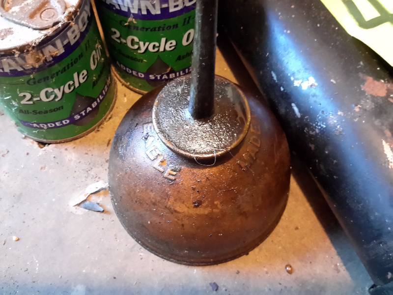 Grease Guns and Oil Cans