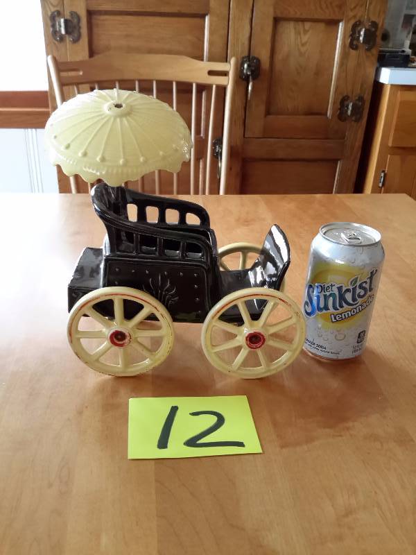 McCoy porcelain Buggy with Umbrella