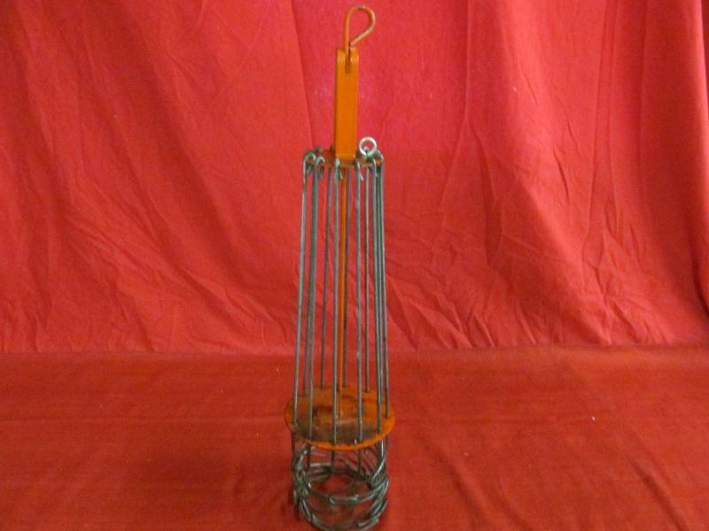 lot 21 image: Chimney Cleaner