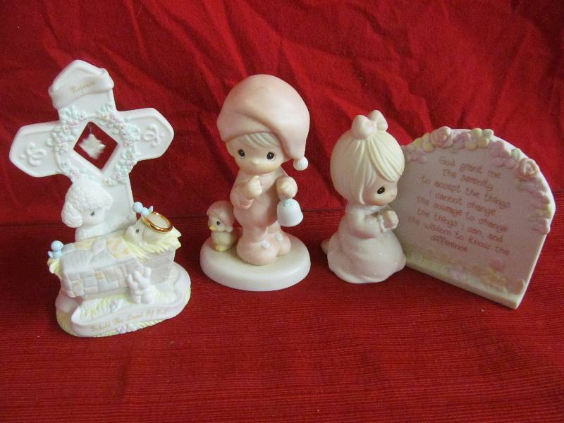 lot 24 image: Enesco Precious Moments