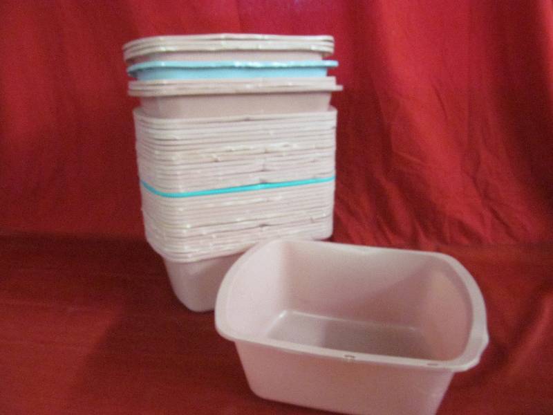 lot 47 image: Wash Basins
