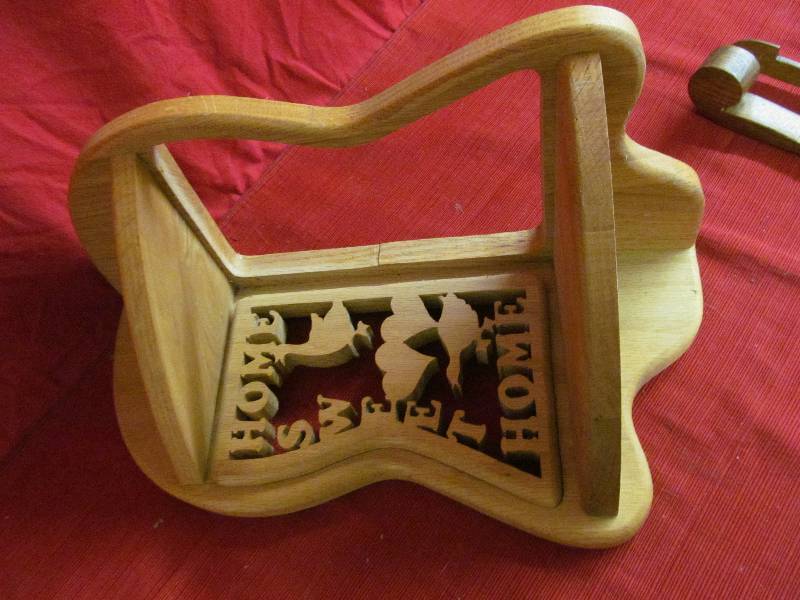 lot 100 image: Picture