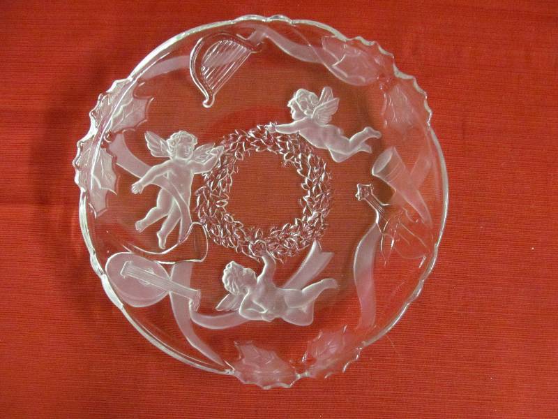 lot 118 image: Platter