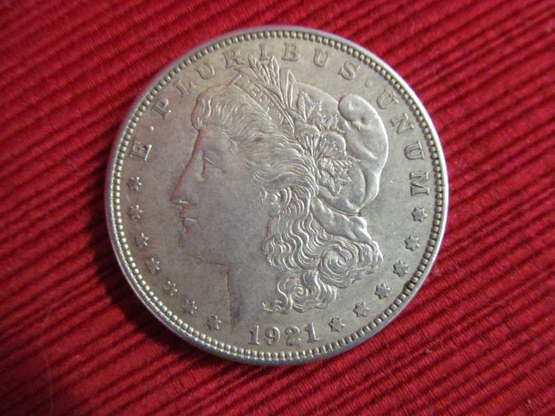 lot 138 image: Silver Dollar