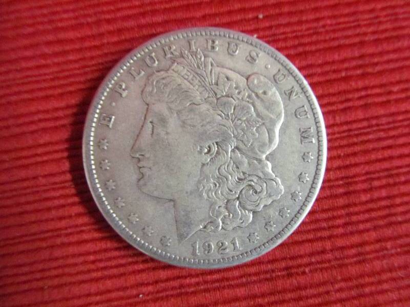 lot 140 image: Silver Dollar