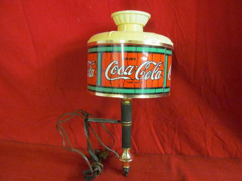 lot 168 image: Coca Cola Light