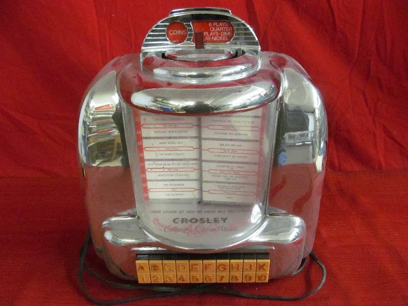 lot 169 image: Radio