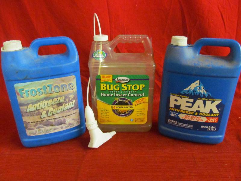 lot 176 image: AntifreezeCoolant
