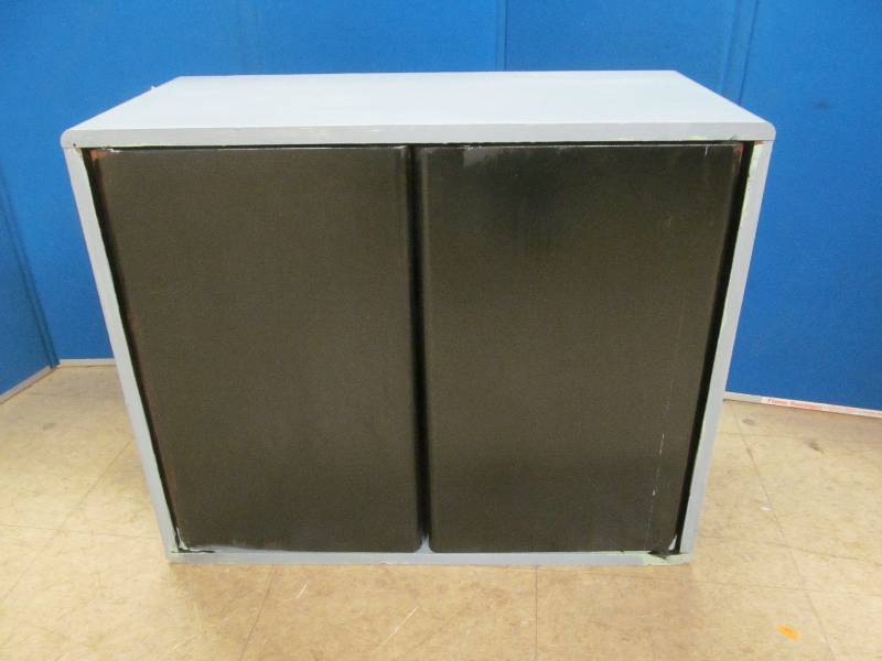 lot 183 image: Cabinet