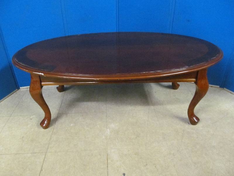 lot 185 image: Coffee Table