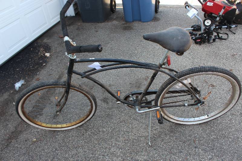 lot 18 image: Huffy Good Vibrations Bike
