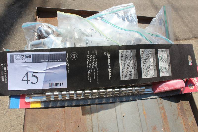 lot 45 image: Box Lot of Office Supplies