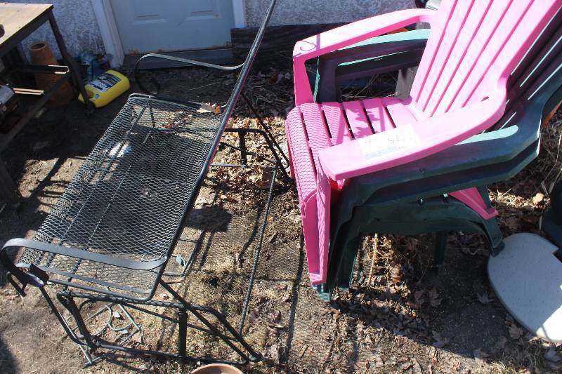 lot 75 image: Lot of Yard Chairs, Bench