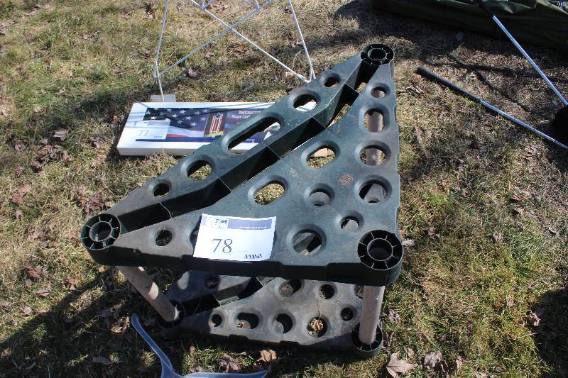 lot 78 image: Tool Organizer