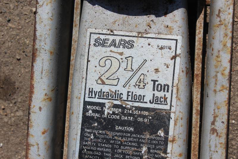 Sears 2 1 4 Ton Hydraulic Floor Jack South Minneapolis Moving Sale K Bid