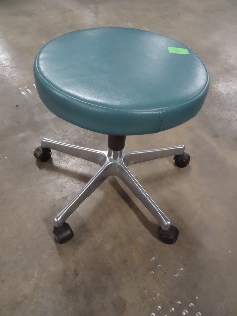 Doctors adjustable height exam stool