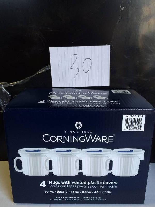 lot 30 image: CorningWare Pop in mug, 4 mugs with vented plastic covers (Bake, Microwave)