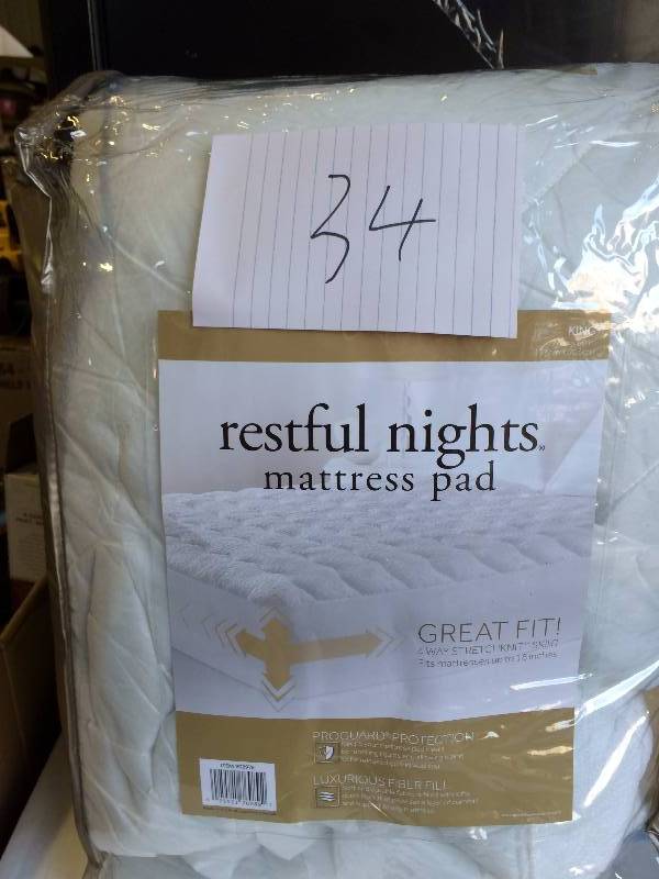 lot 34 image: Restful Nights Mattress Pad King