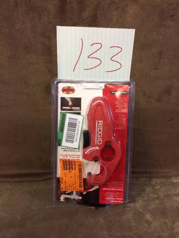 lot 133 image: Ridgid Pipe Cutter