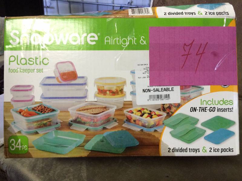 lot 74 image: Snapware Plastic Food Keeper Set
