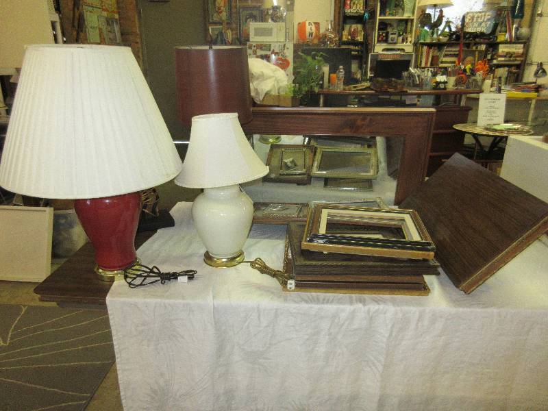 Lamps, Frames & Mirror