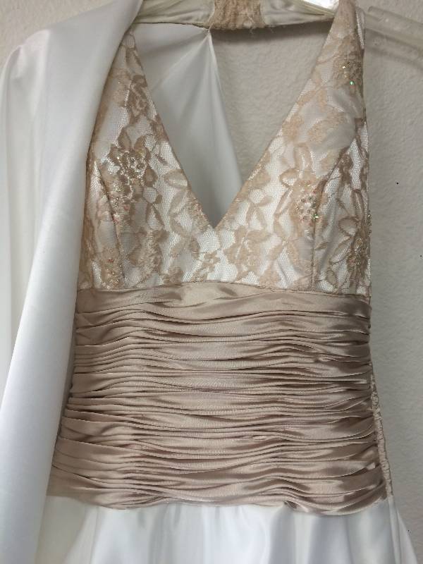 lot 1 image: Formal Dress - Jump Apparel by Wendye Chaitin